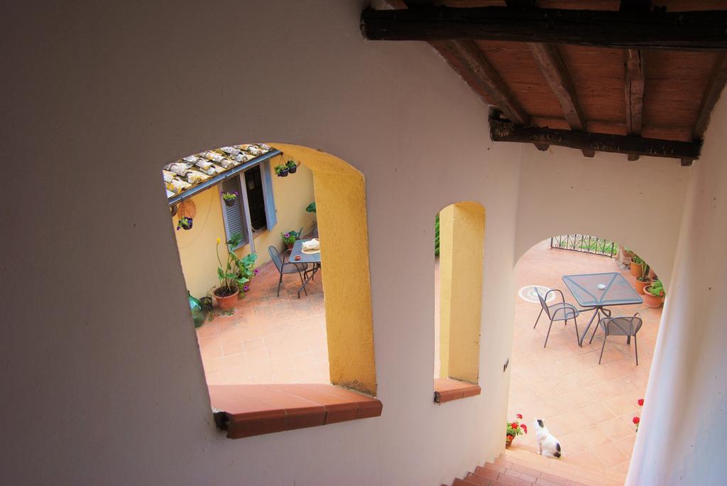 Isola d'Arbia Il Colombaio, Siena -Appartamenti E Camere- المظهر الخارجي الصورة