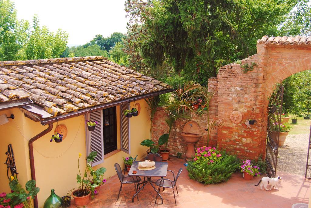 Isola d'Arbia Il Colombaio, Siena -Appartamenti E Camere- المظهر الخارجي الصورة